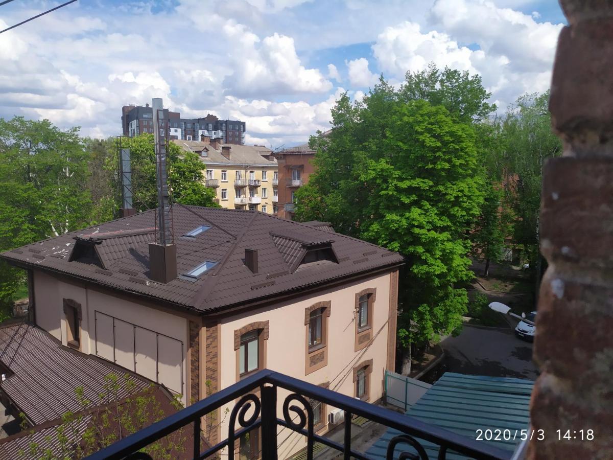 Апартаменти Світлий Ранок Та Затишний Вечір Rivne Zewnętrze zdjęcie